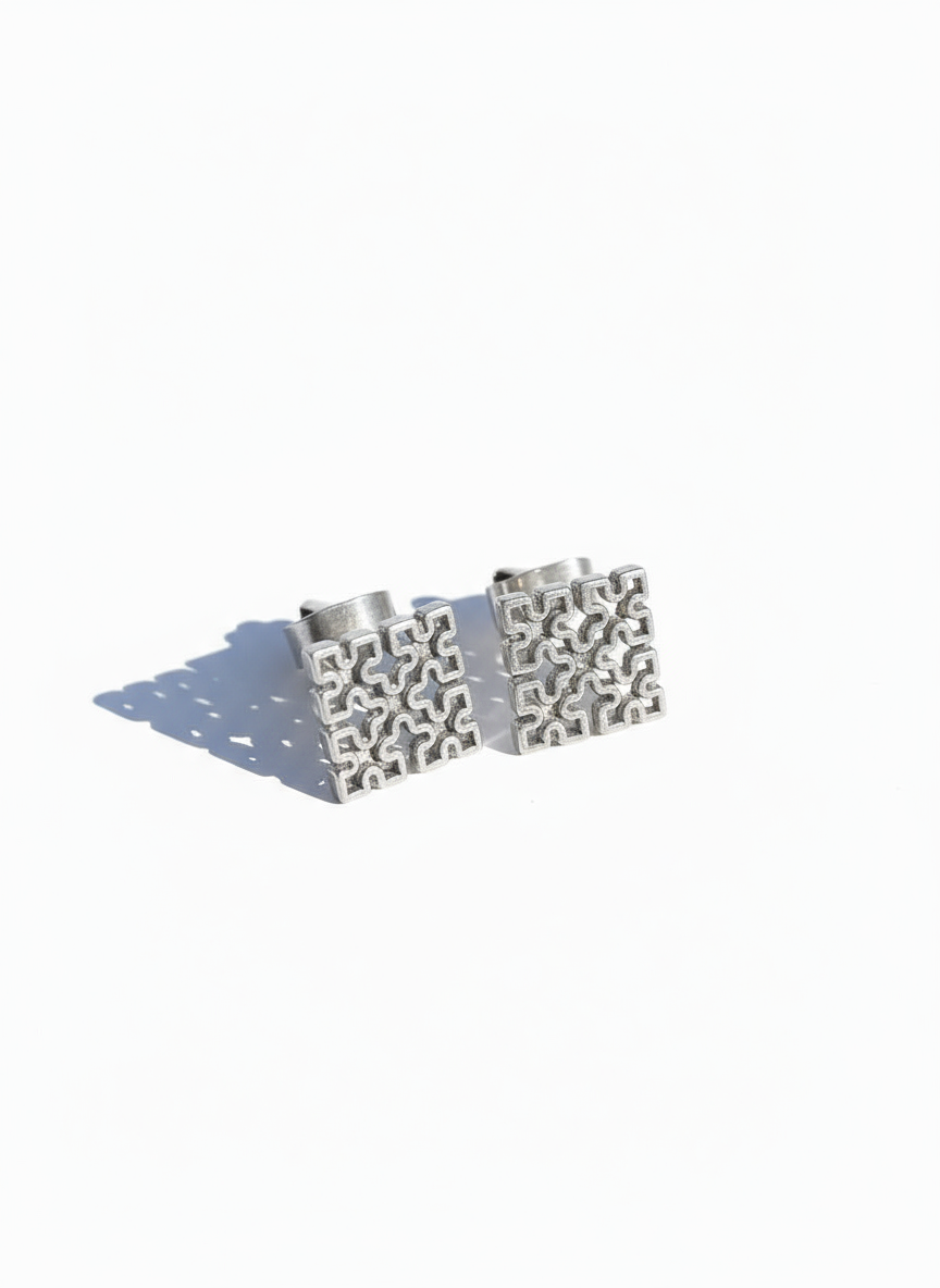 Bela Stud Earring