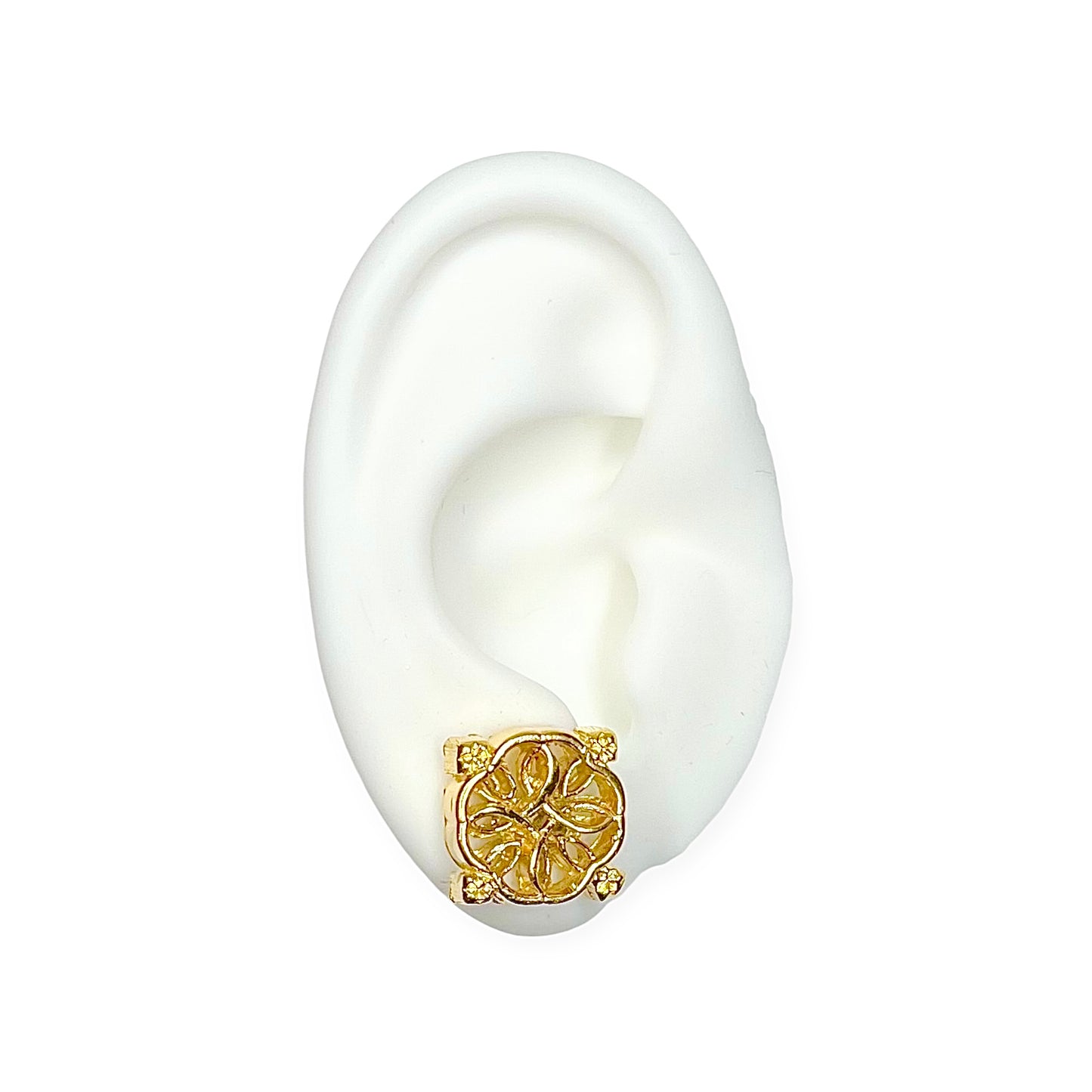 Liya Stud Earring